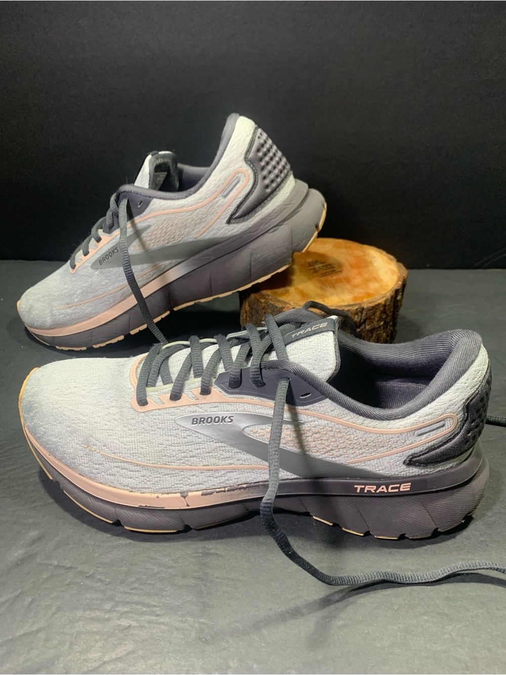 Brooks Trace 2 Women’s Running Walking Sneakers Shoe Size- 10